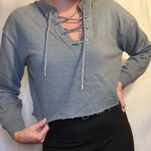Cropped sweatshirt